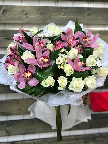 Букет цветов из: Розы и Хризантемы в Косихе