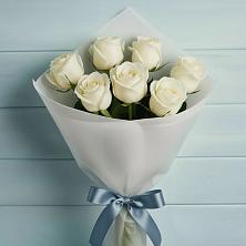 Букет 7 Белых роз Эдлесс Лав в Косихе