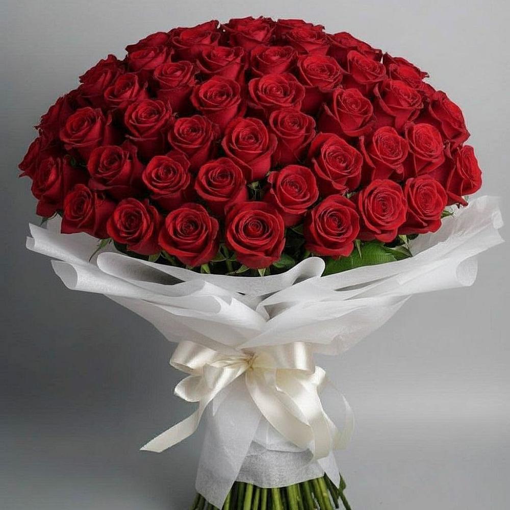 Букет 101 Красная роза Блэк Мэджик в Косихе
