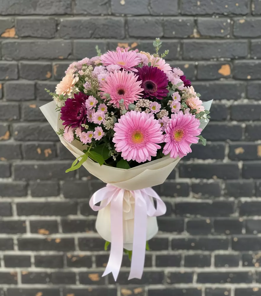 Букет цветов из: Герберы и Хризантемы в Косихе