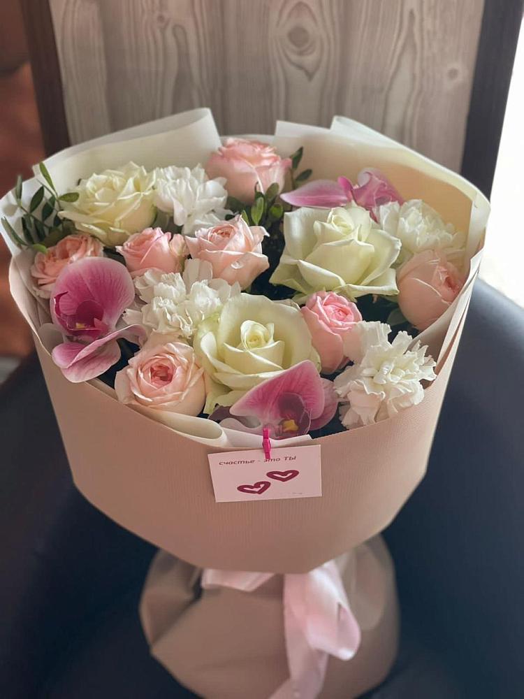 Букет цветов из: Орхидеи, Розы и Гвоздики в Косихе