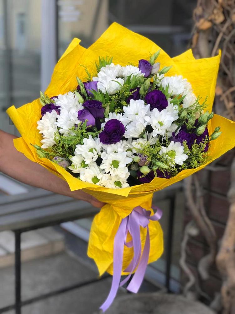 Букет цветов из: Ирисы, Хризантемы и Ромашки в Косихе