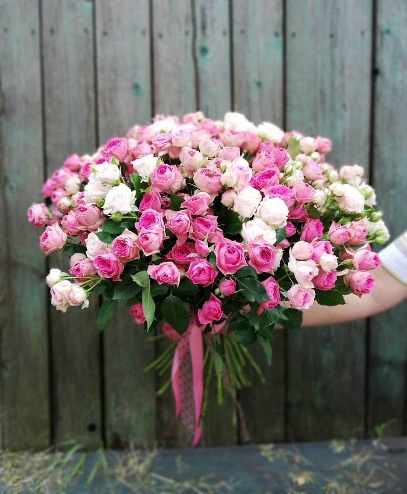 Букет Розовые кустовые розы Натали и Лав Лидия в Косихе
