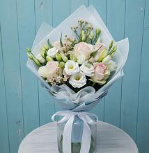 Букет цветов из:  Розы и Лизиантусы в Косихе
