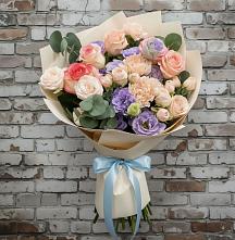 Букет цветов из:  Розы, Лизиантусы и Гвоздики #REPLACE_PRED# Косихе